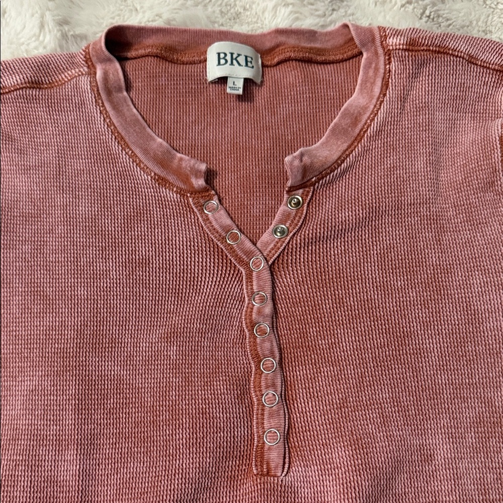 BKE Women's Coral Henley Tee - Picture 2 of 6